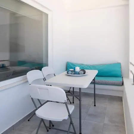 Ormos Naoussa's דירה נאוסה