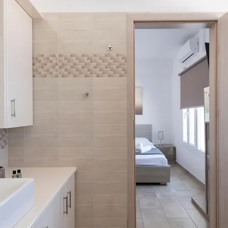 Ormos Naoussa's דירה