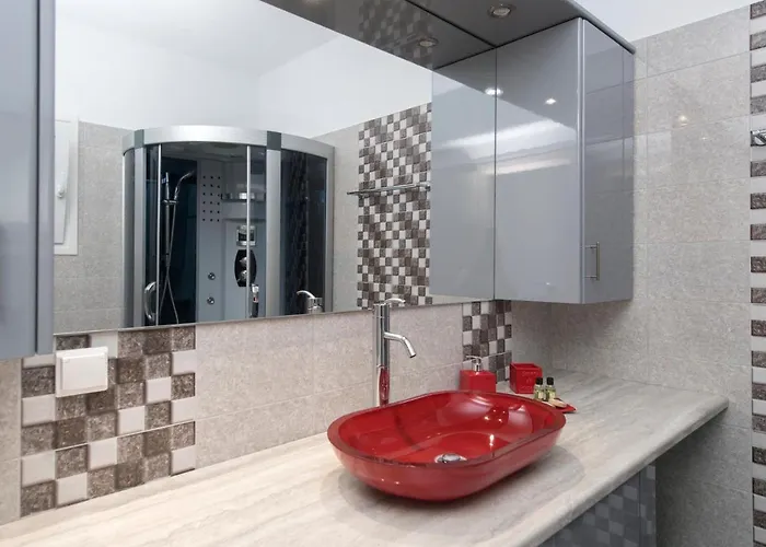 Ormos Naoussa's * Naousa